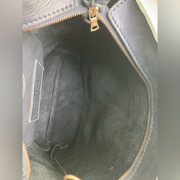 SMOOTH BLACK Portland Leather Goods Full Sized Zippered Crossbody tote FSCB - Picture 9 of 13